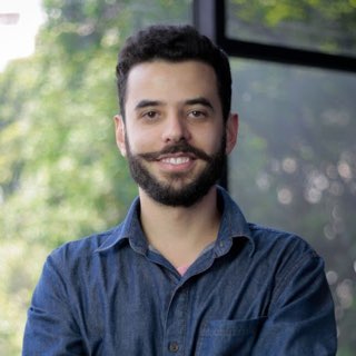 Adriano Resende